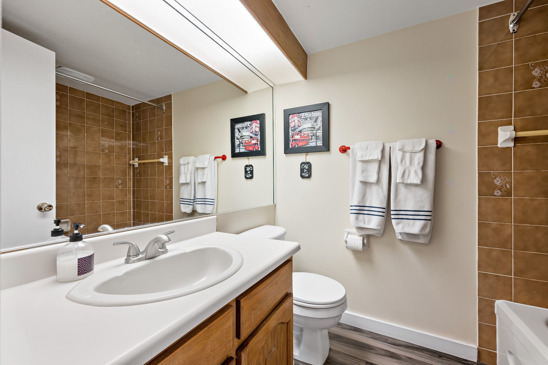 









136


Rue du Mont-Plaisant

, 207,
Mont-Tremblant,




QC
J8E1L2

