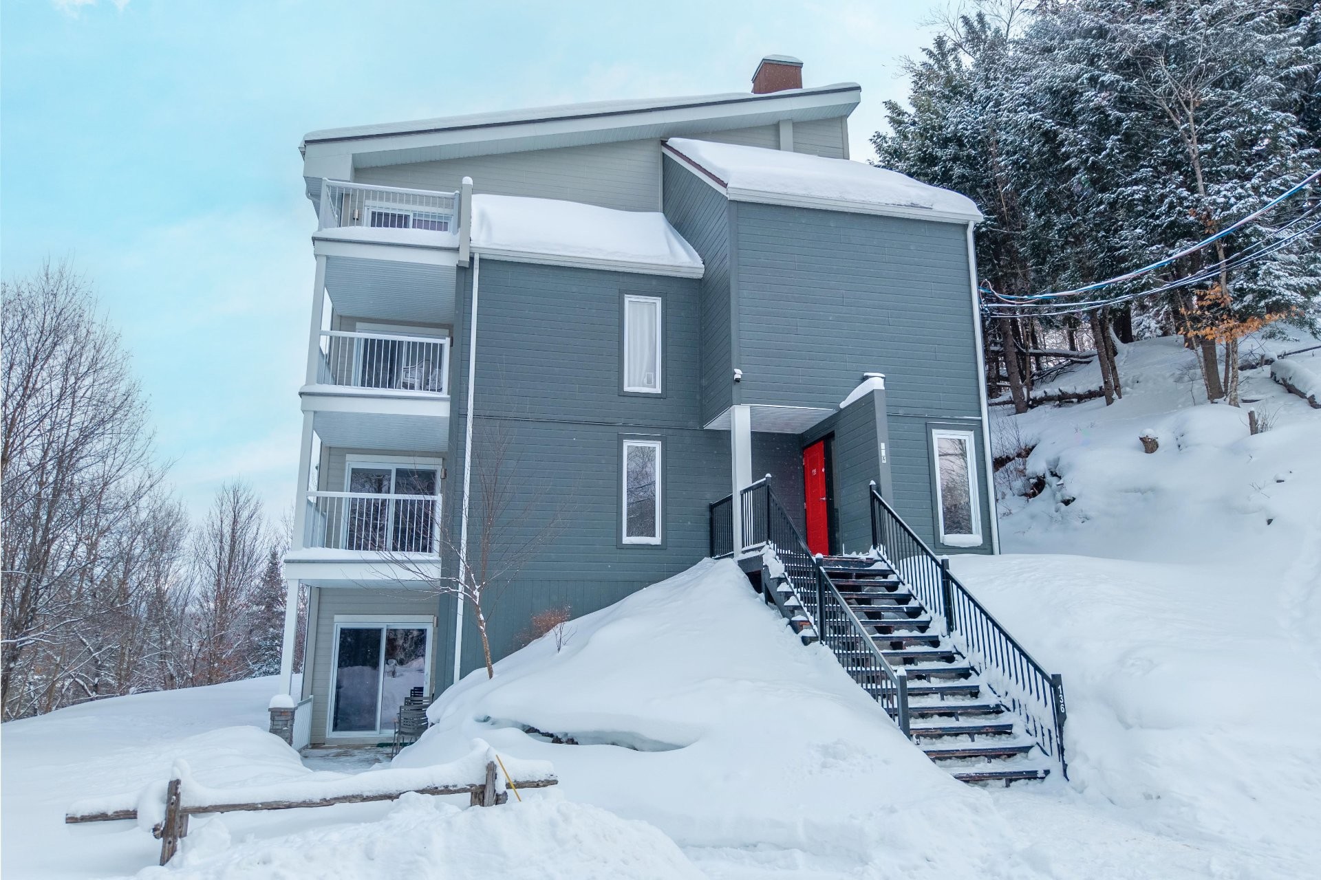 









136


Rue du Mont-Plaisant

, 207,
Mont-Tremblant,




QC
J8E1L2

