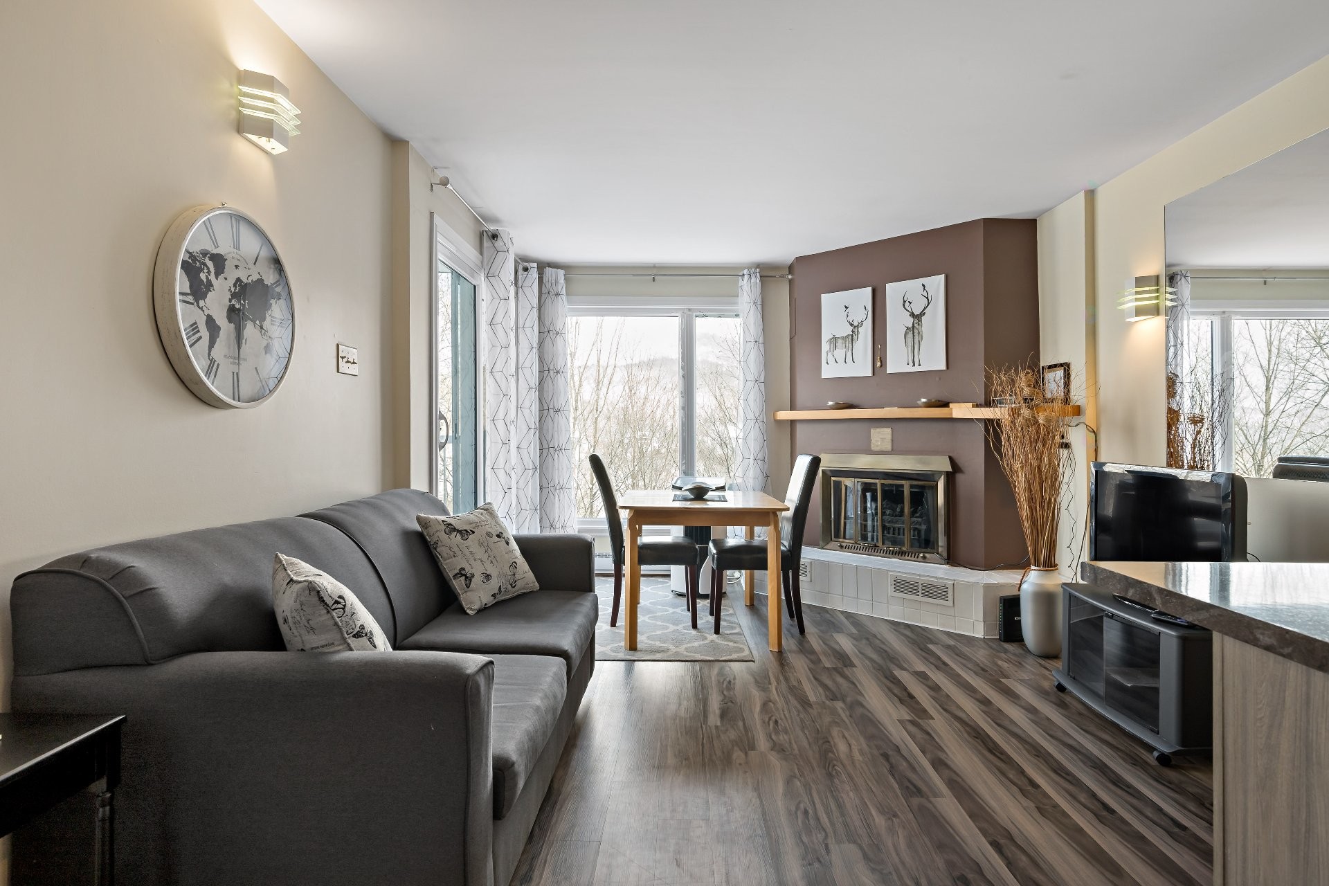 









136


Rue du Mont-Plaisant

, 207,
Mont-Tremblant,




QC
J8E1L2

