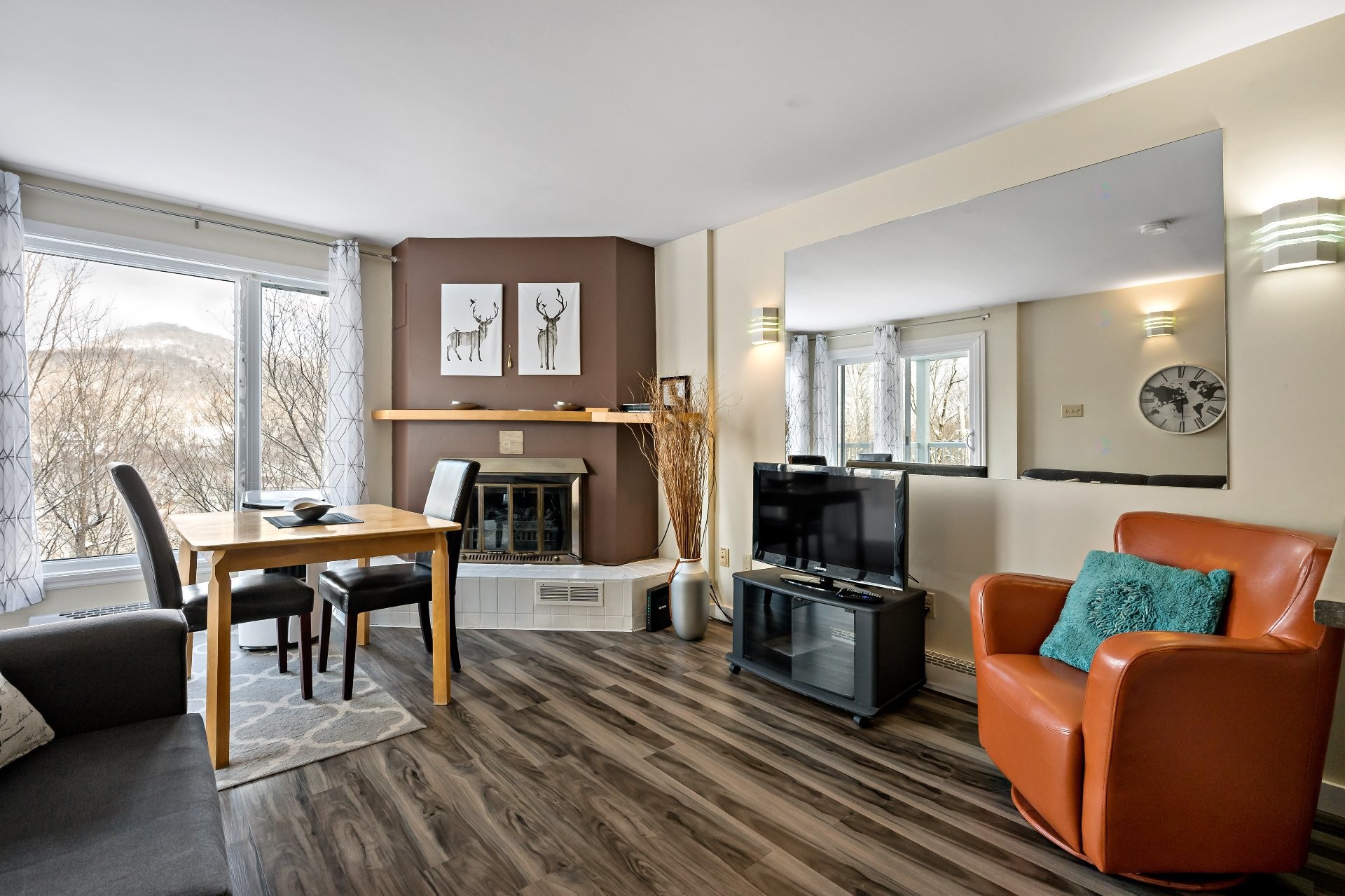 









136


Rue du Mont-Plaisant

, 207,
Mont-Tremblant,




QC
J8E1L2

