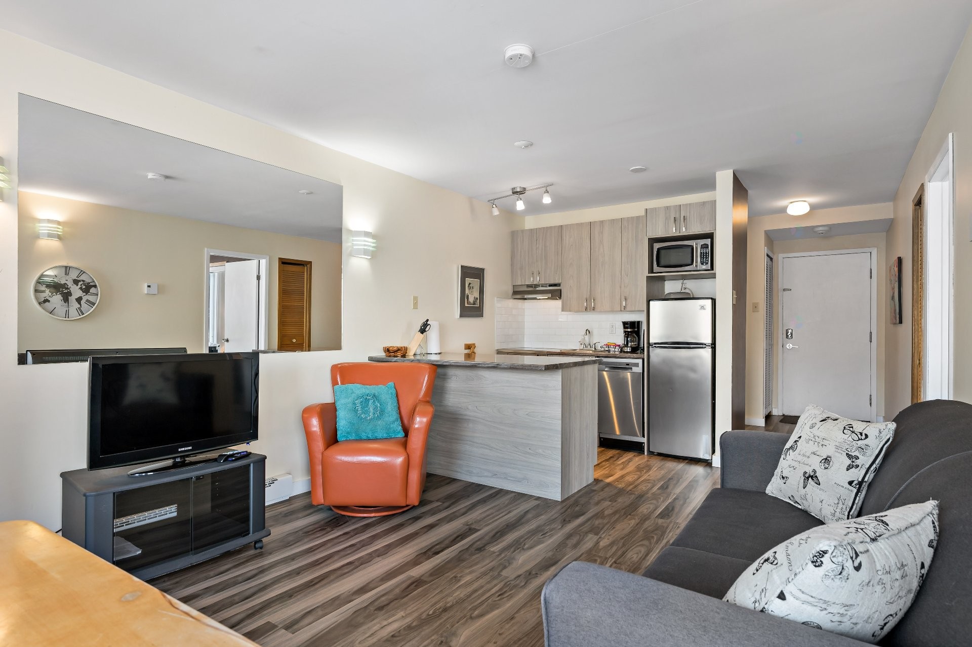 









136


Rue du Mont-Plaisant

, 207,
Mont-Tremblant,




QC
J8E1L2

