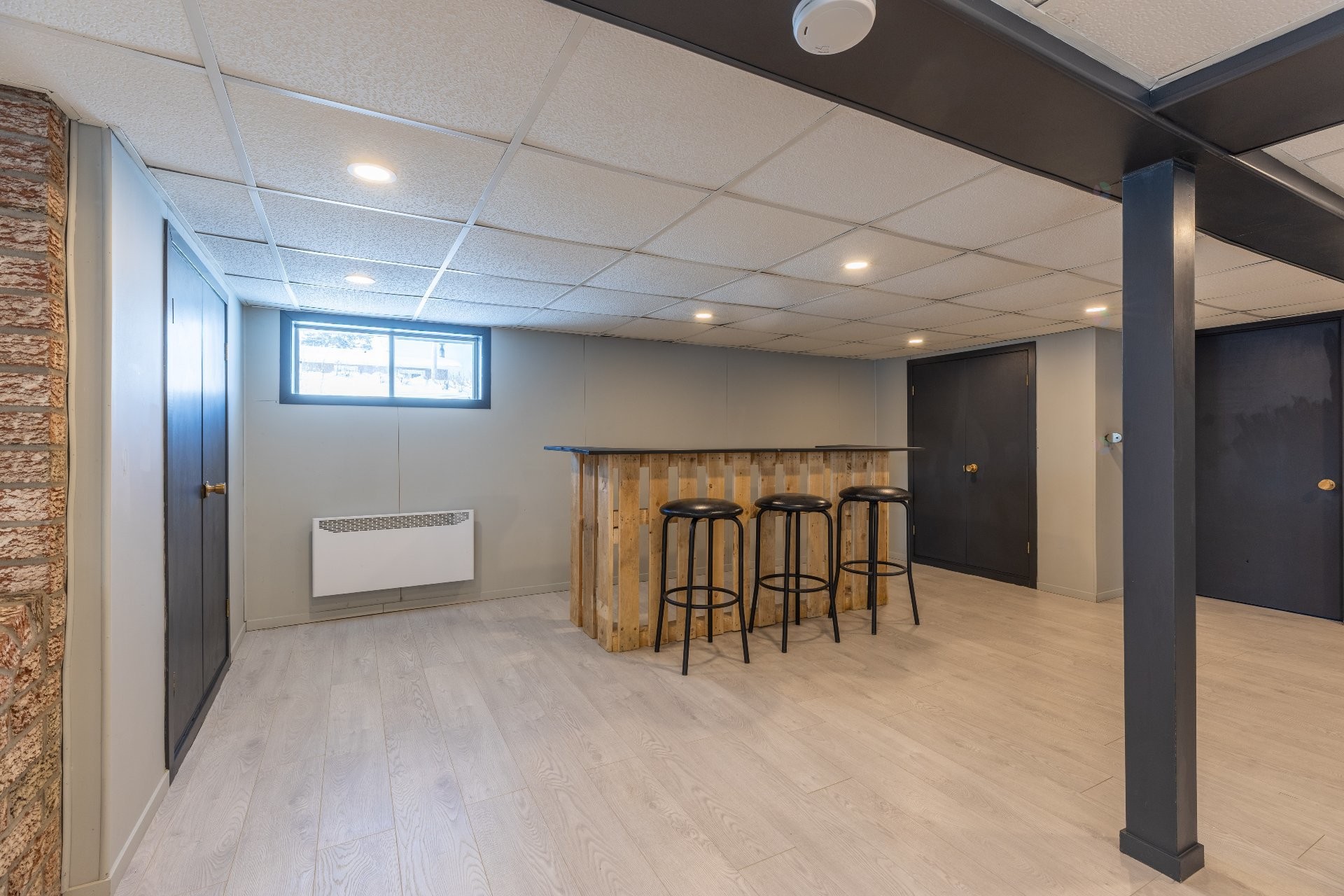 









370


Rue St-Michel

,
Saint-Michel-des-Saints,




QC
J0K3B0

