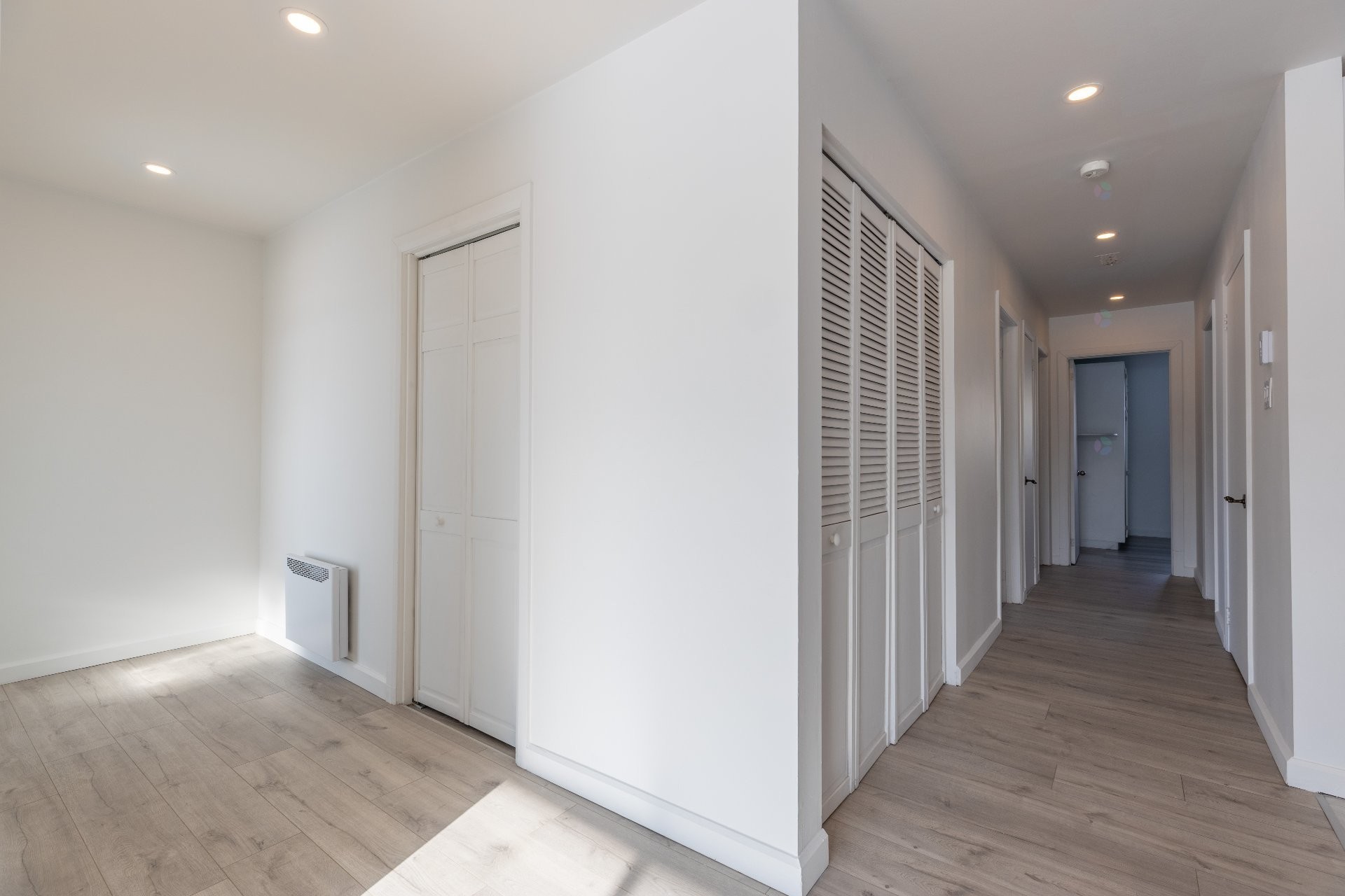 









370


Rue St-Michel

,
Saint-Michel-des-Saints,




QC
J0K3B0

