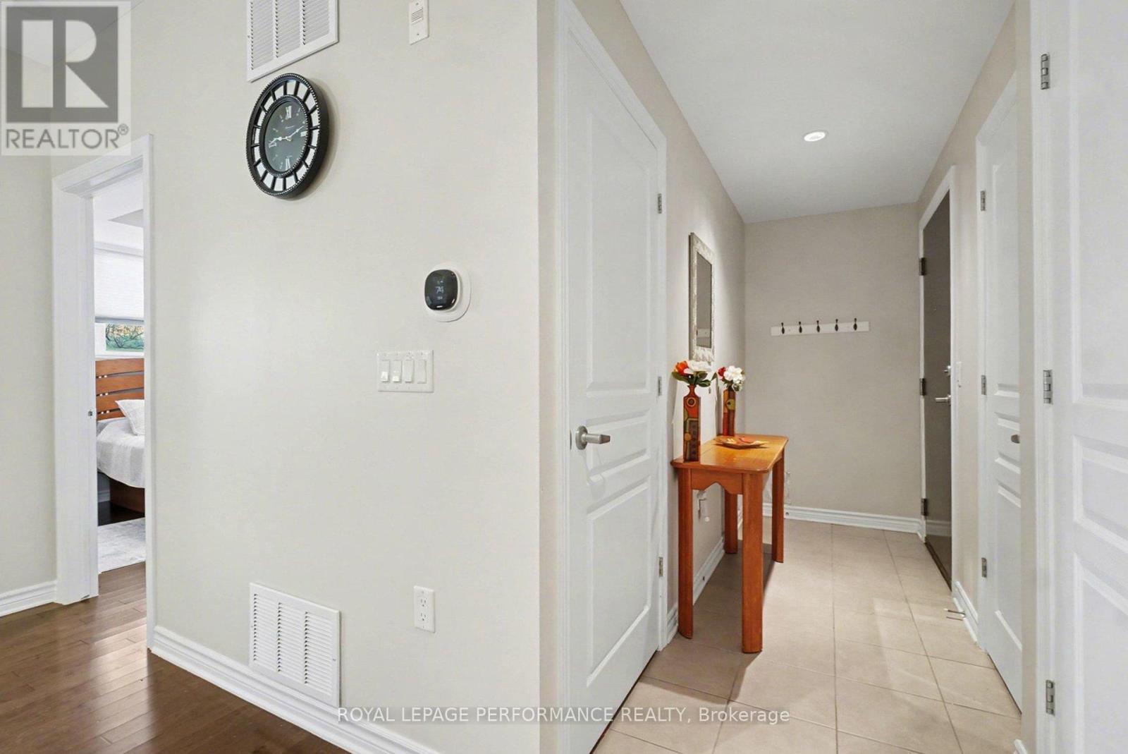 












101 - 655 BEAUPARC PRIVATE

,
Ottawa,




Ontario
K1J0B6

