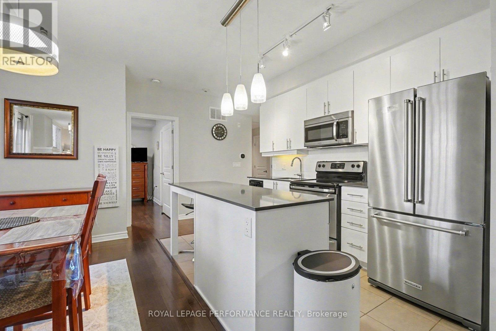 












101 - 655 BEAUPARC PRIVATE

,
Ottawa,




Ontario
K1J0B6

