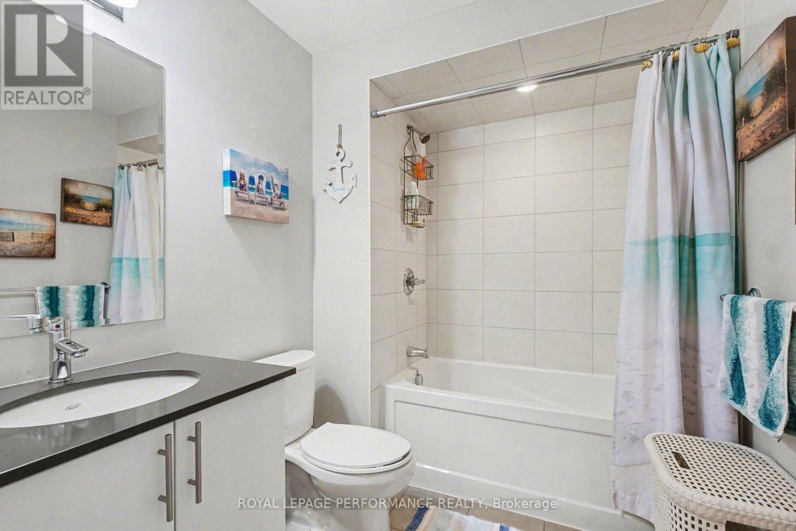 












101 - 655 BEAUPARC PRIVATE

,
Ottawa,




Ontario
K1J0B6

