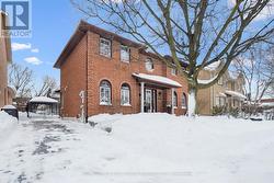 Perfect for Multi-Generational Living!