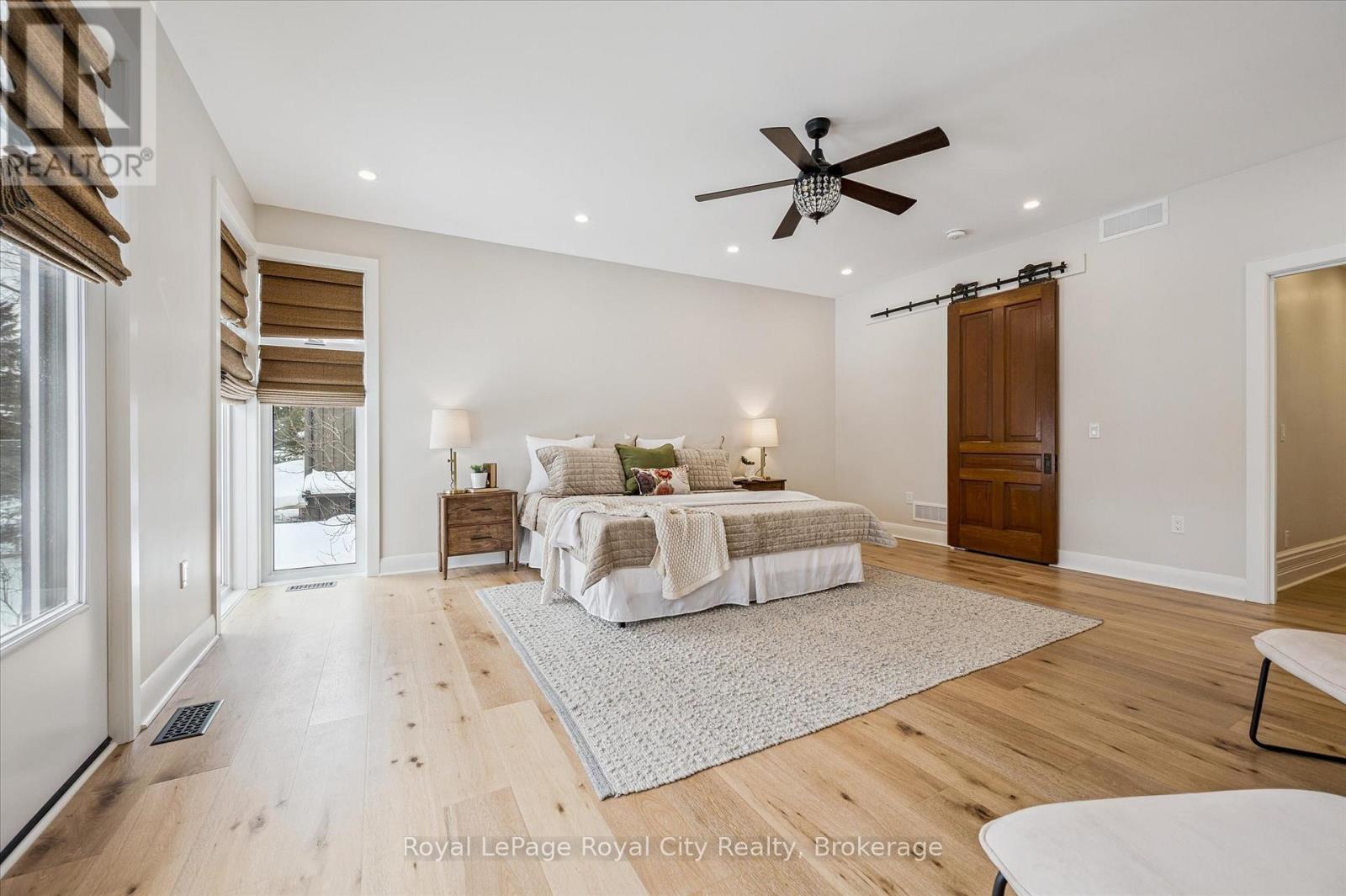 












292 GEDDES STREET

,
Centre Wellington (Elora/Salem),




Ontario
N0B1S0

