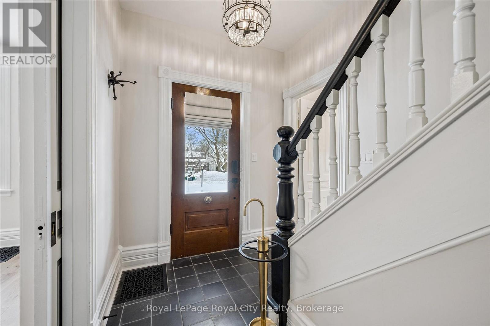 












292 GEDDES STREET

,
Centre Wellington (Elora/Salem),




Ontario
N0B1S0

