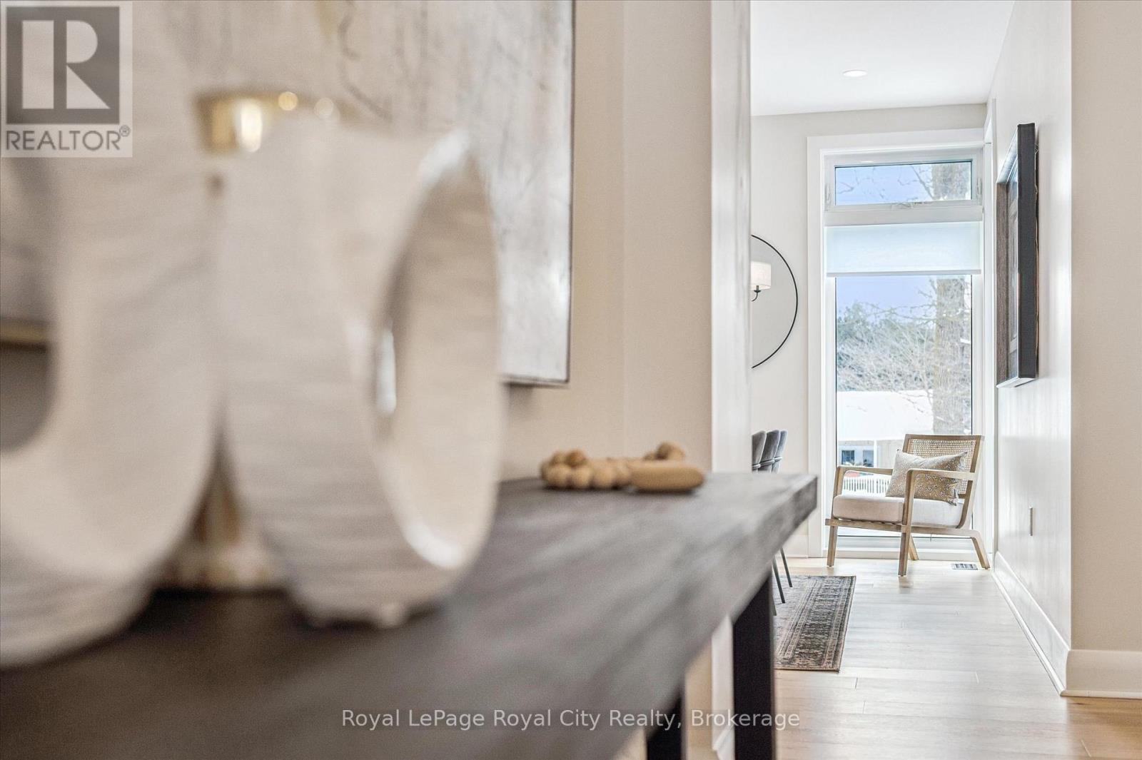 












292 GEDDES STREET

,
Centre Wellington (Elora/Salem),




Ontario
N0B1S0

