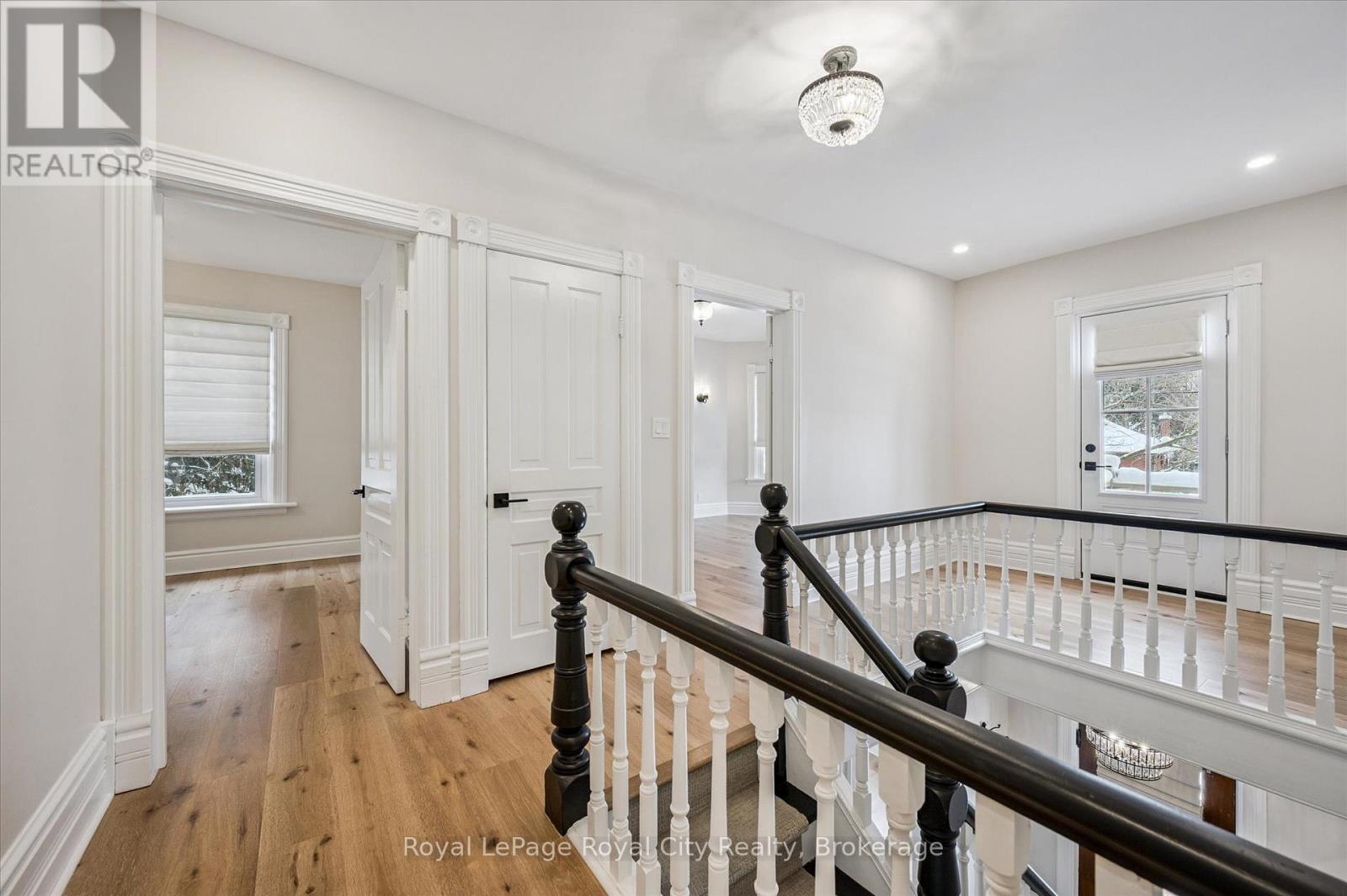 












292 GEDDES STREET

,
Centre Wellington (Elora/Salem),




Ontario
N0B1S0

