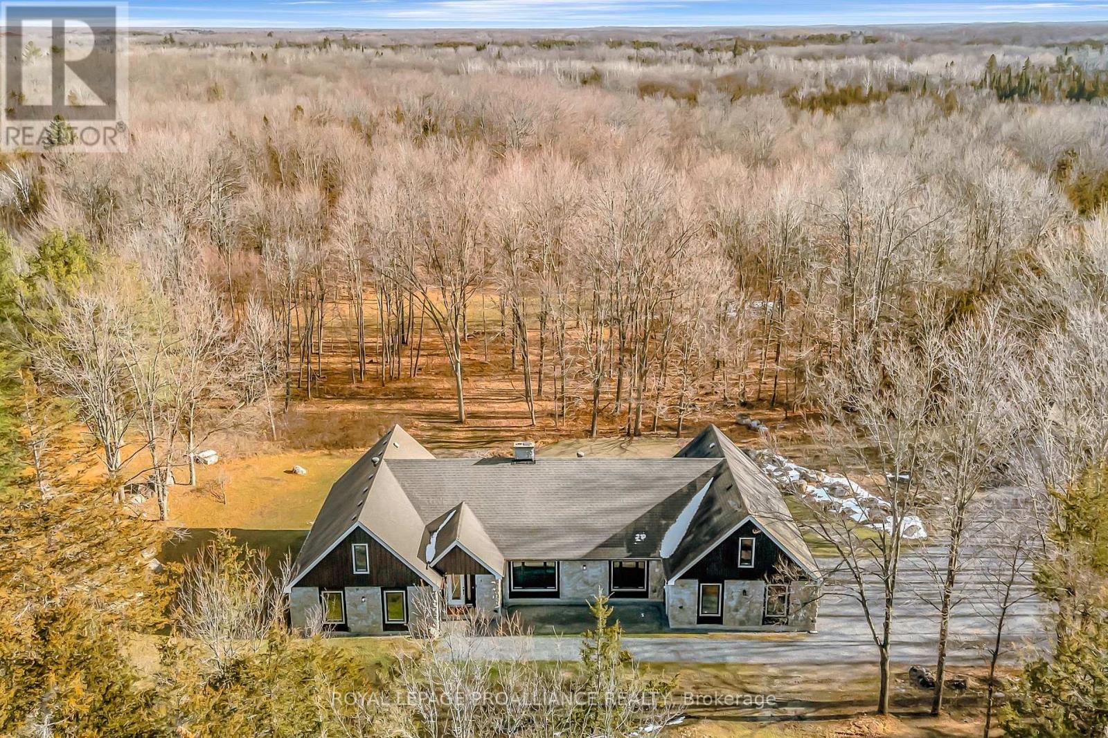 












510 MONEYMORE ROAD

,
Tweed (Hungerford (Twp)),




Ontario
K0K2Y0

