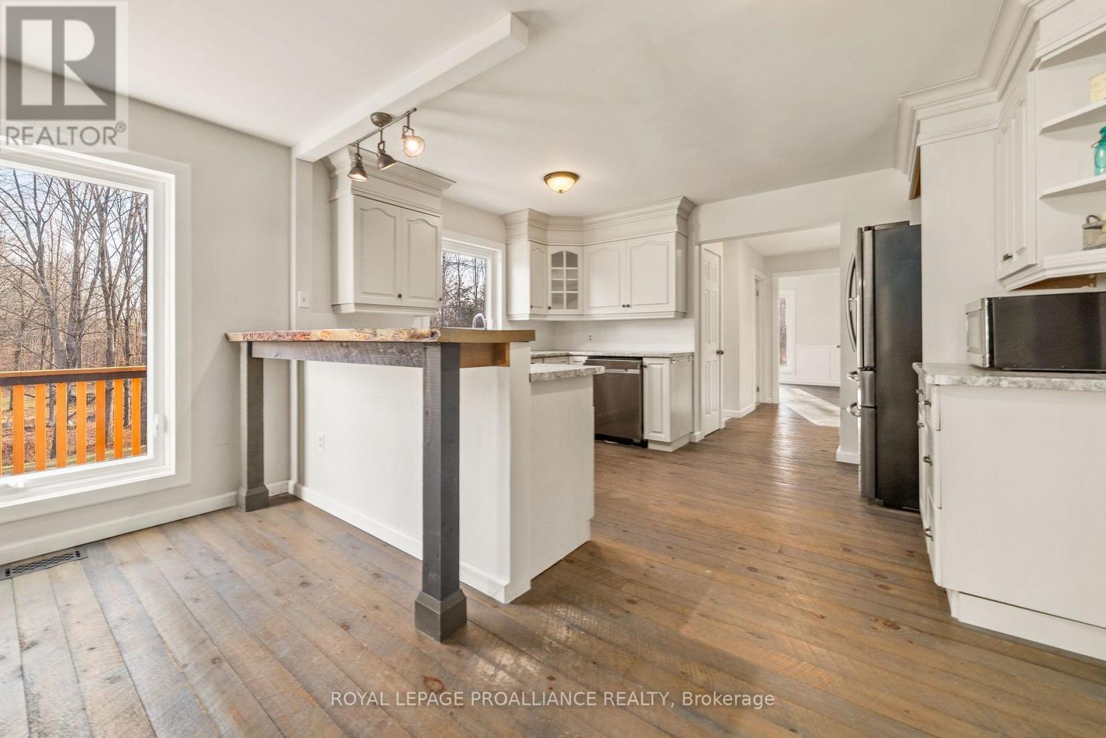 












510 MONEYMORE ROAD

,
Tweed (Hungerford (Twp)),




Ontario
K0K2Y0

