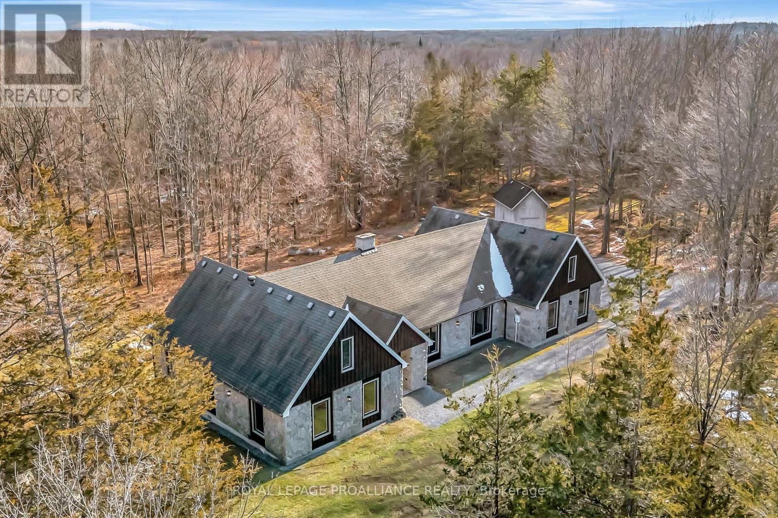 












510 MONEYMORE ROAD

,
Tweed (Hungerford (Twp)),




Ontario
K0K2Y0

