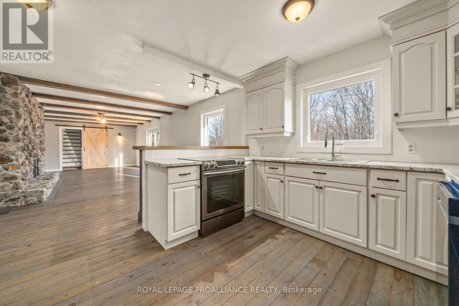 












510 MONEYMORE ROAD

,
Tweed (Hungerford (Twp)),




Ontario
K0K2Y0

