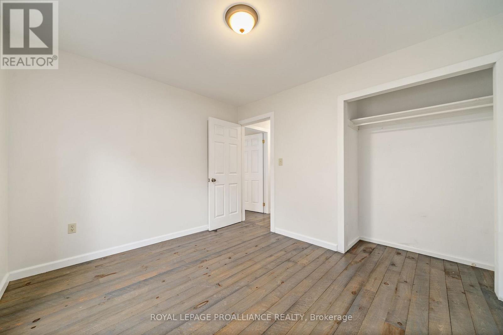 












510 MONEYMORE ROAD

,
Tweed (Hungerford (Twp)),




Ontario
K0K2Y0

