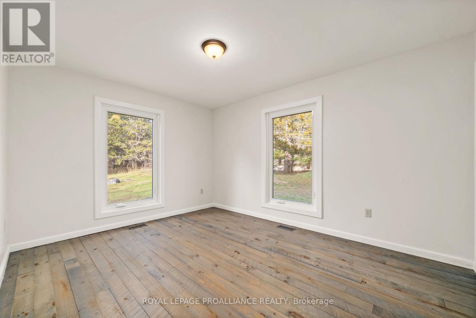 












510 MONEYMORE ROAD

,
Tweed (Hungerford (Twp)),




Ontario
K0K2Y0

