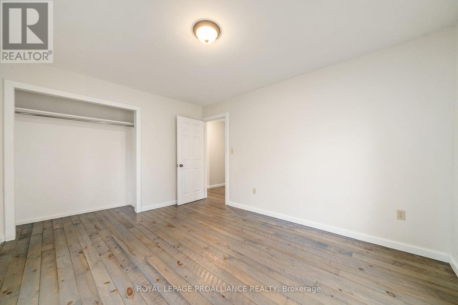 












510 MONEYMORE ROAD

,
Tweed (Hungerford (Twp)),




Ontario
K0K2Y0

