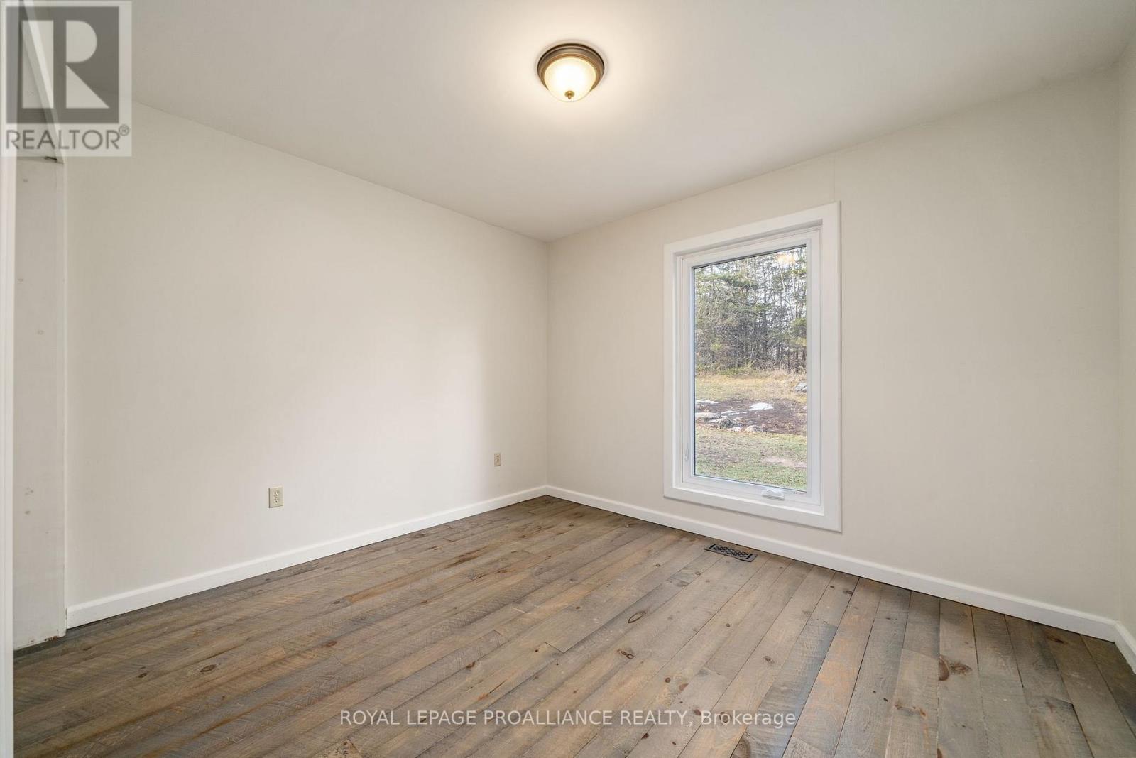 












510 MONEYMORE ROAD

,
Tweed (Hungerford (Twp)),




Ontario
K0K2Y0

