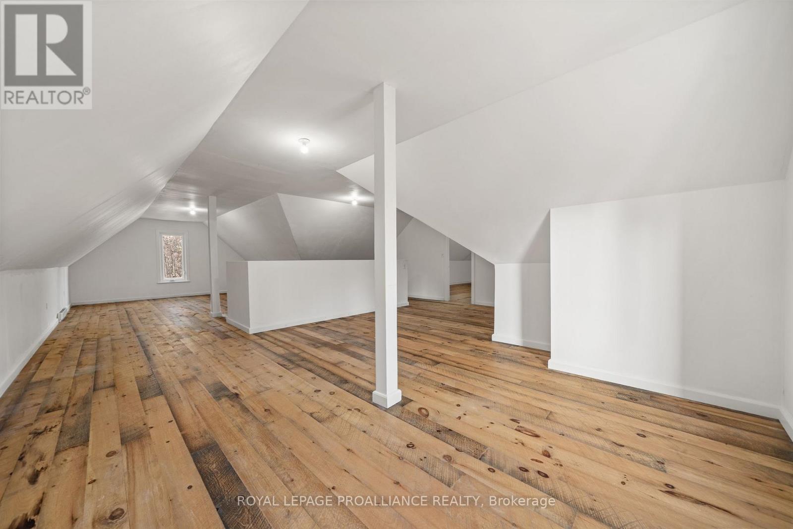 












510 MONEYMORE ROAD

,
Tweed (Hungerford (Twp)),




Ontario
K0K2Y0

