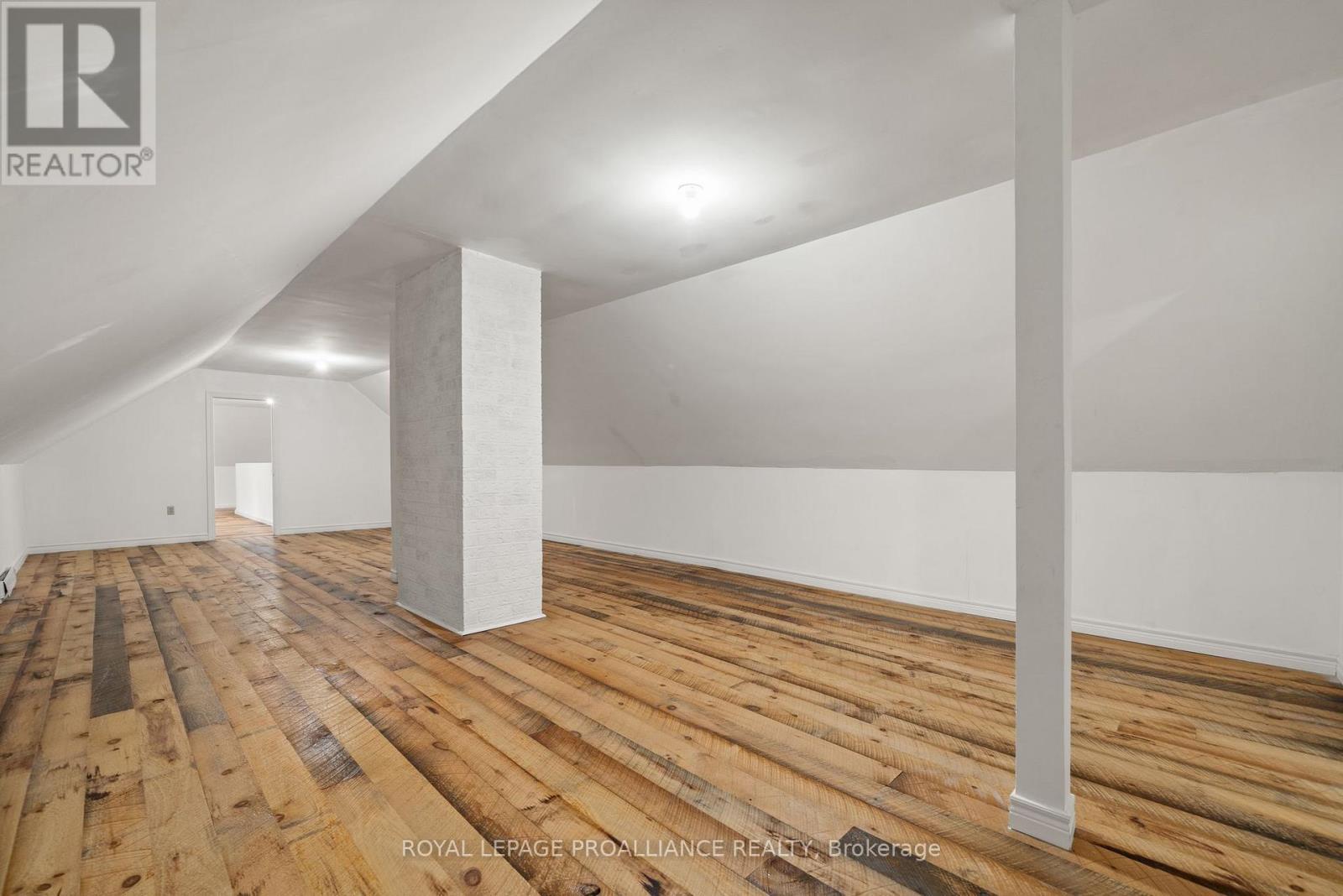 












510 MONEYMORE ROAD

,
Tweed (Hungerford (Twp)),




Ontario
K0K2Y0

