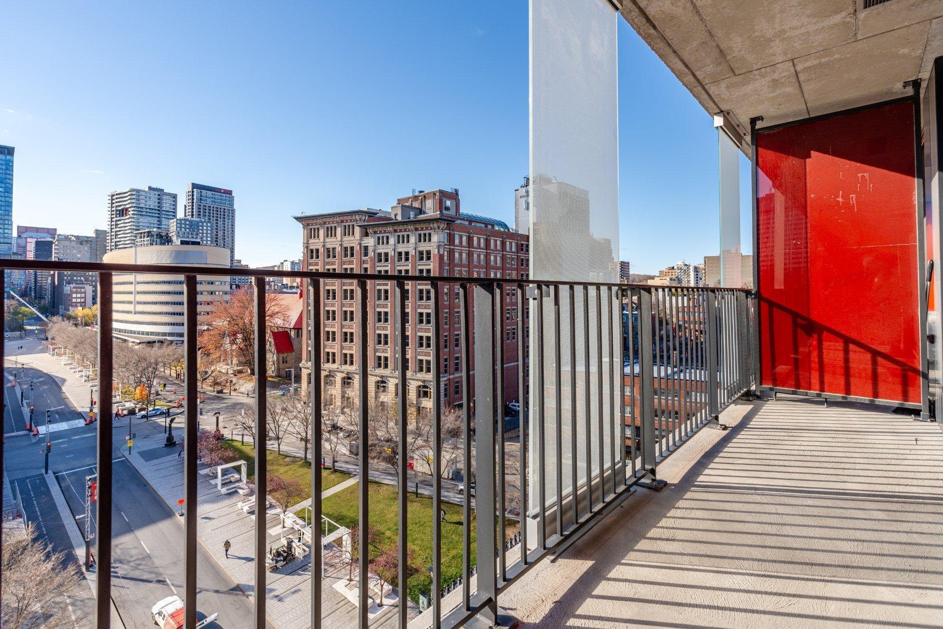 









1


Boul. De Maisonneuve O.

, 1003,
Montréal (Ville-Marie),




QC
H2X0E3

