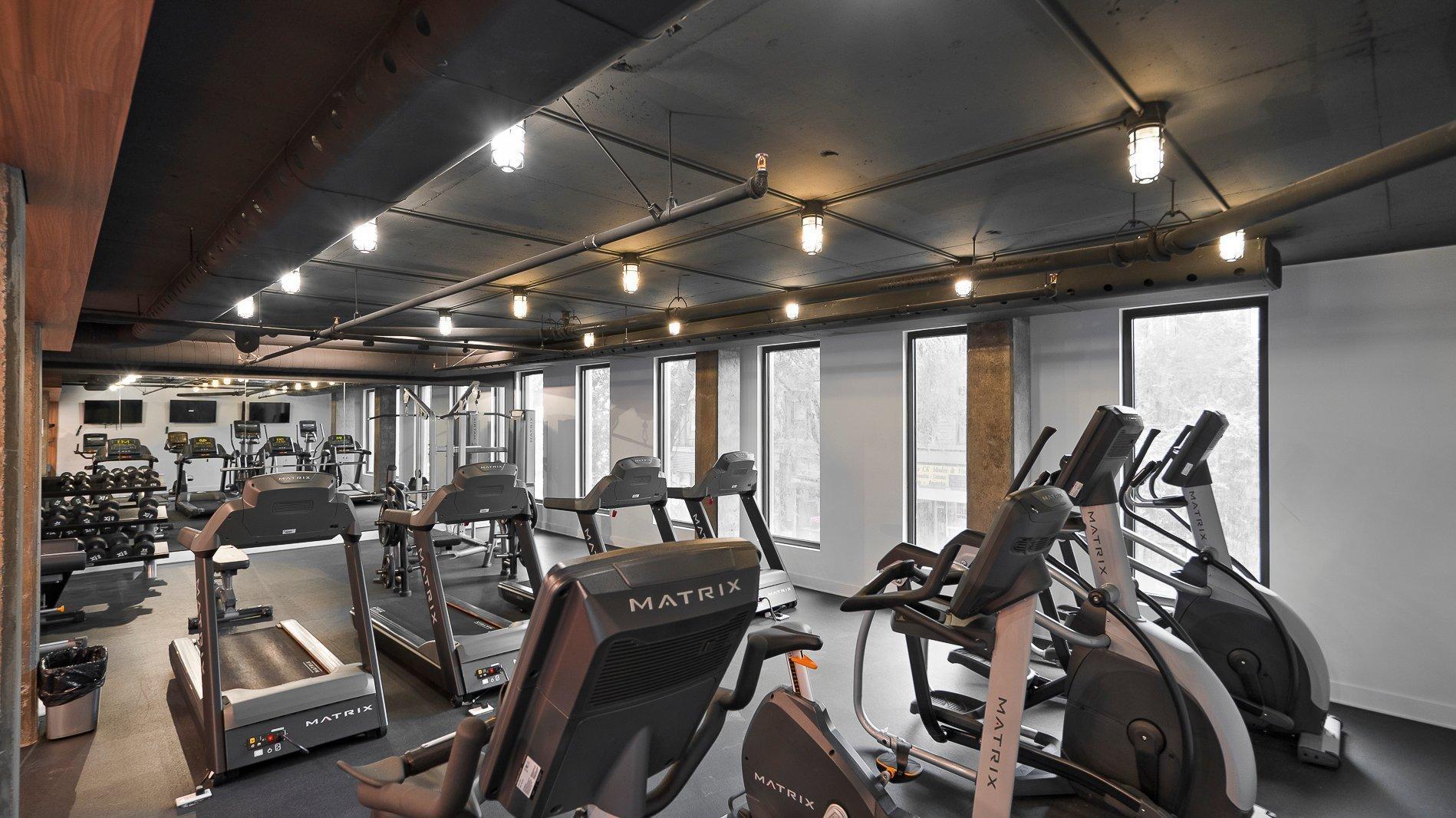 









1


Boul. De Maisonneuve O.

, 1003,
Montréal (Ville-Marie),




QC
H2X0E3

