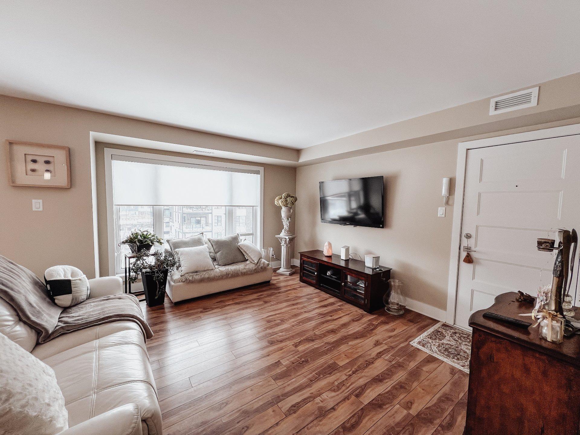 









450


Av. de la Belle-Dame

, 401,
La Prairie,




QC
J5R0P1

