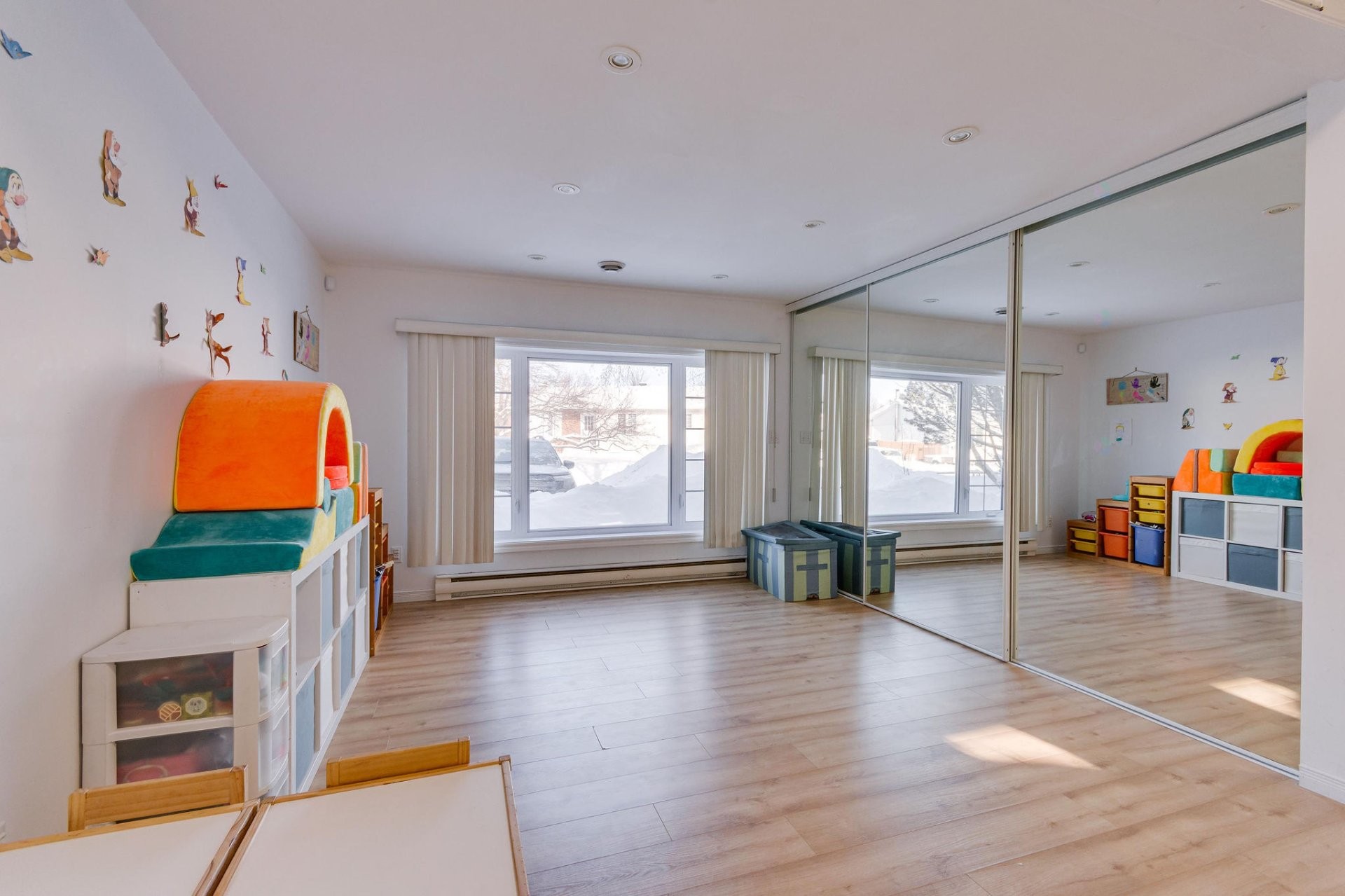 









82


Rue Vincent-Legris

,
Gatineau (Gatineau),




QC
J8P6X1

