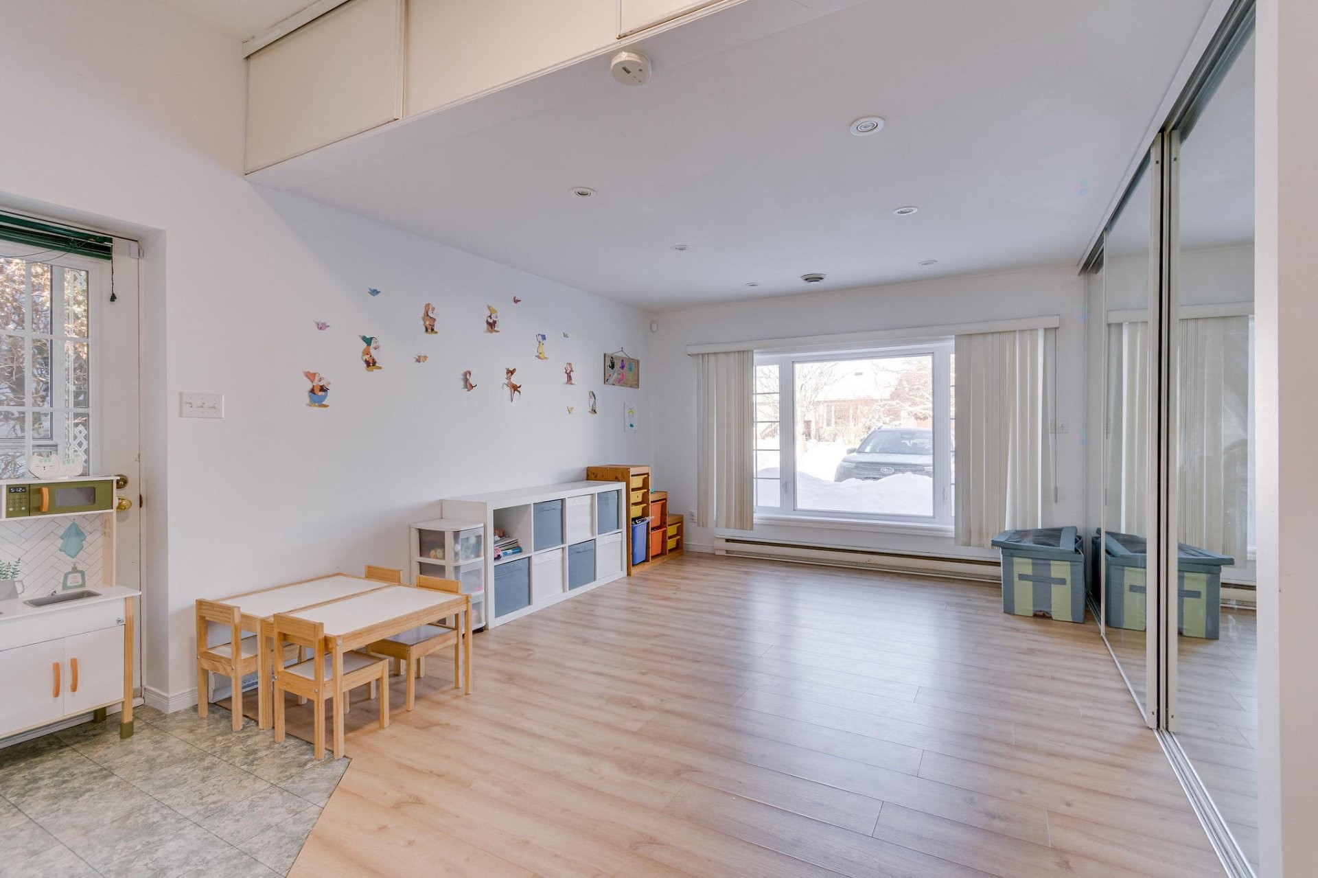 









82


Rue Vincent-Legris

,
Gatineau (Gatineau),




QC
J8P6X1

