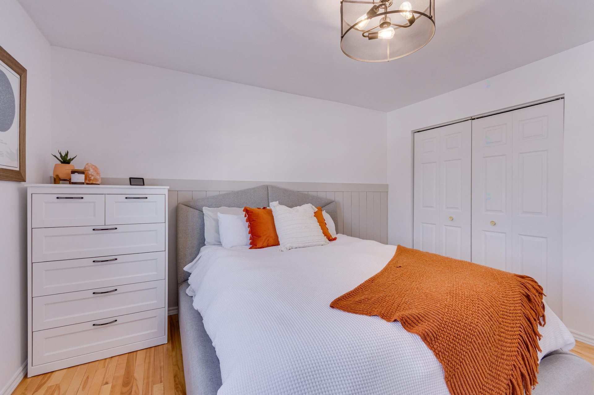









82


Rue Vincent-Legris

,
Gatineau (Gatineau),




QC
J8P6X1

