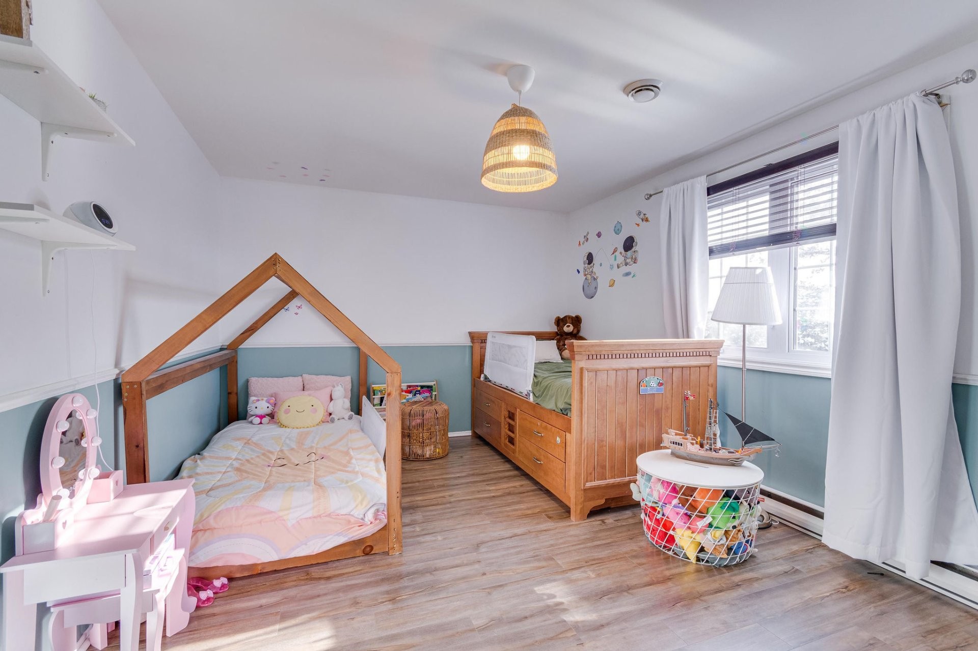 









82


Rue Vincent-Legris

,
Gatineau (Gatineau),




QC
J8P6X1

