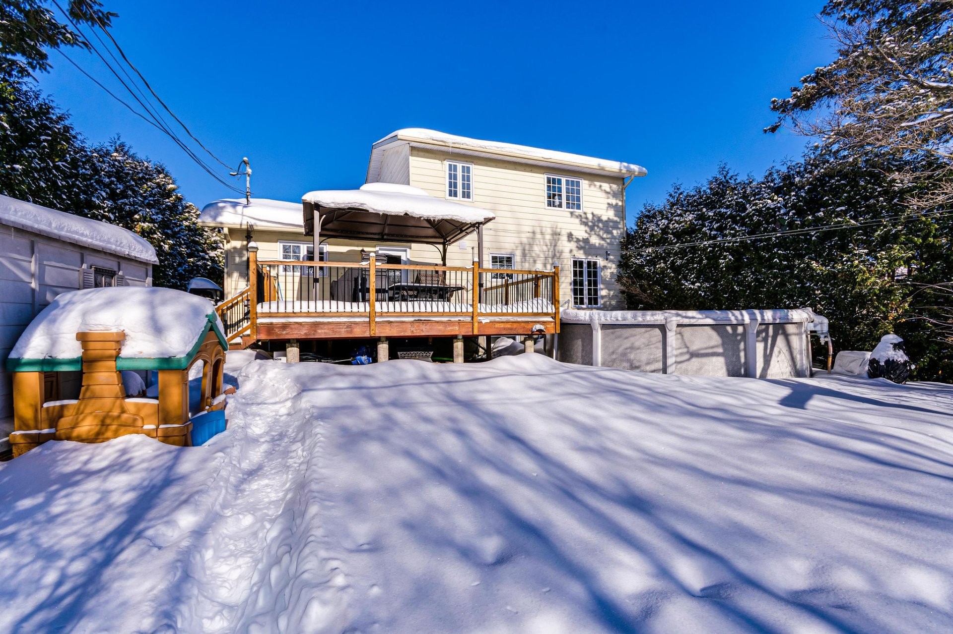 









82


Rue Vincent-Legris

,
Gatineau (Gatineau),




QC
J8P6X1

