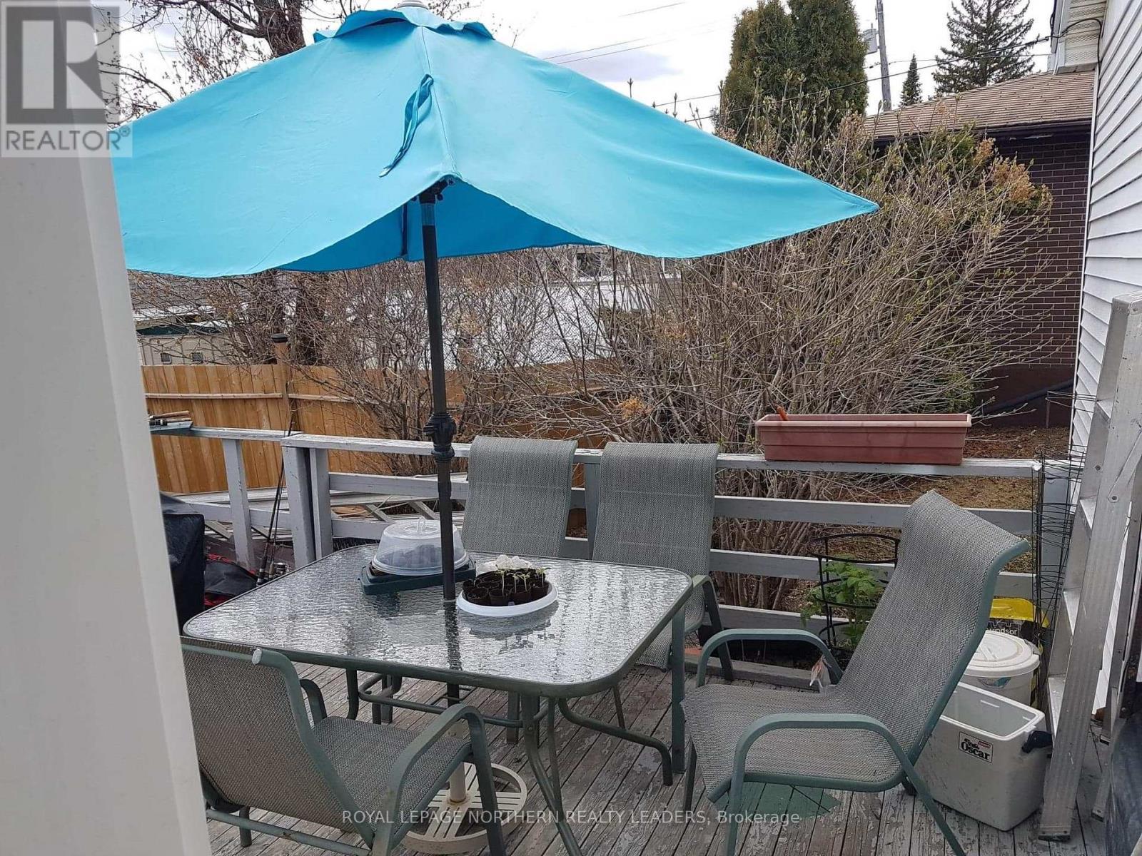 












49 FERN AVENUE

,
Timmins (SP - Main Area),




Ontario
P0N1H0

