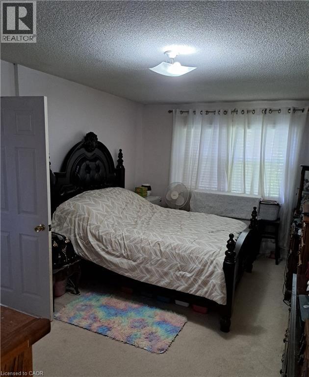 












10 JEANETTE Avenue

,
Grimsby,




Ontario
L3M5B8


