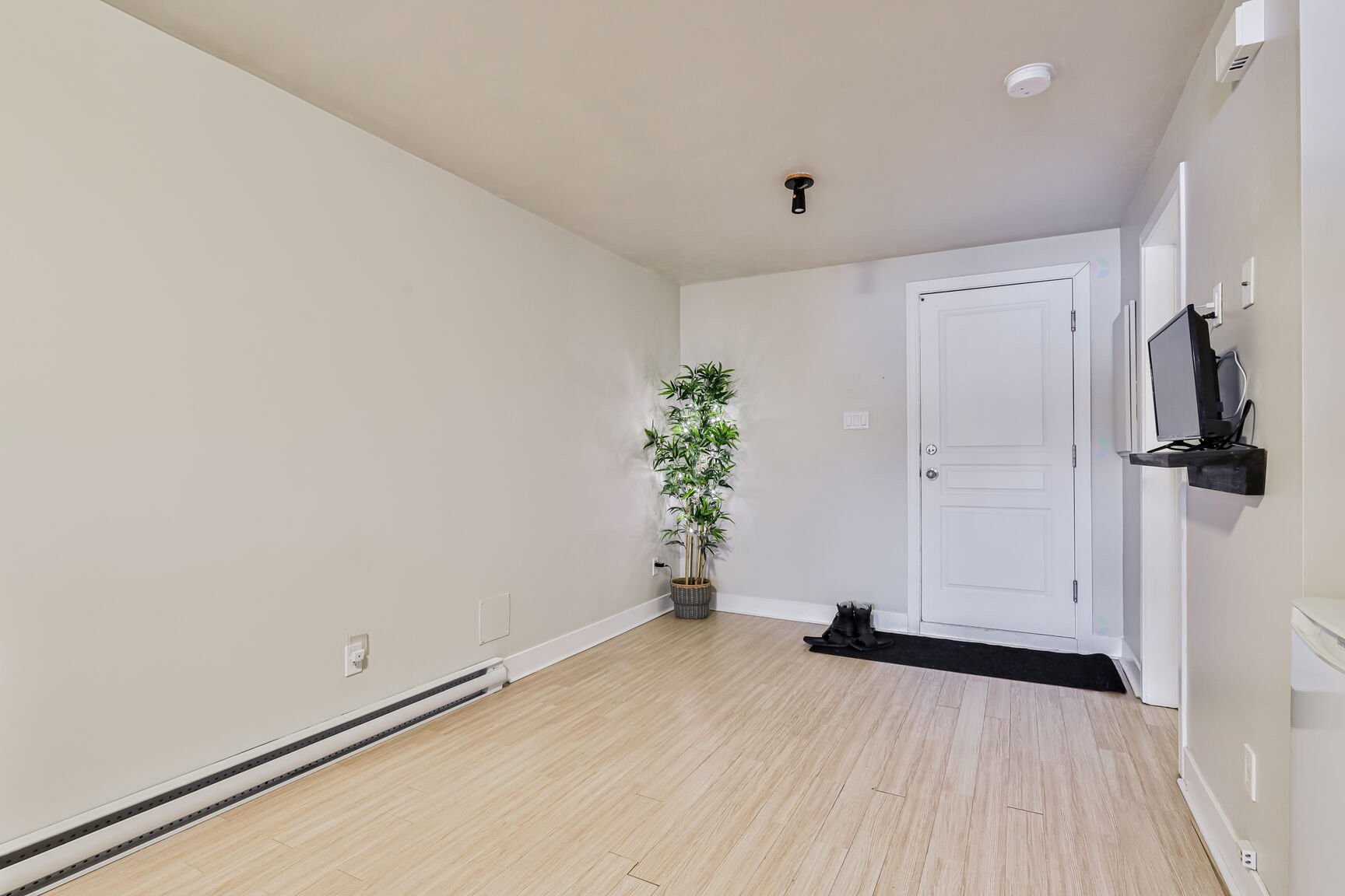 









9300


Rg Ste-Henriette

, 83,
Mirabel,




QC
J7J0J1

