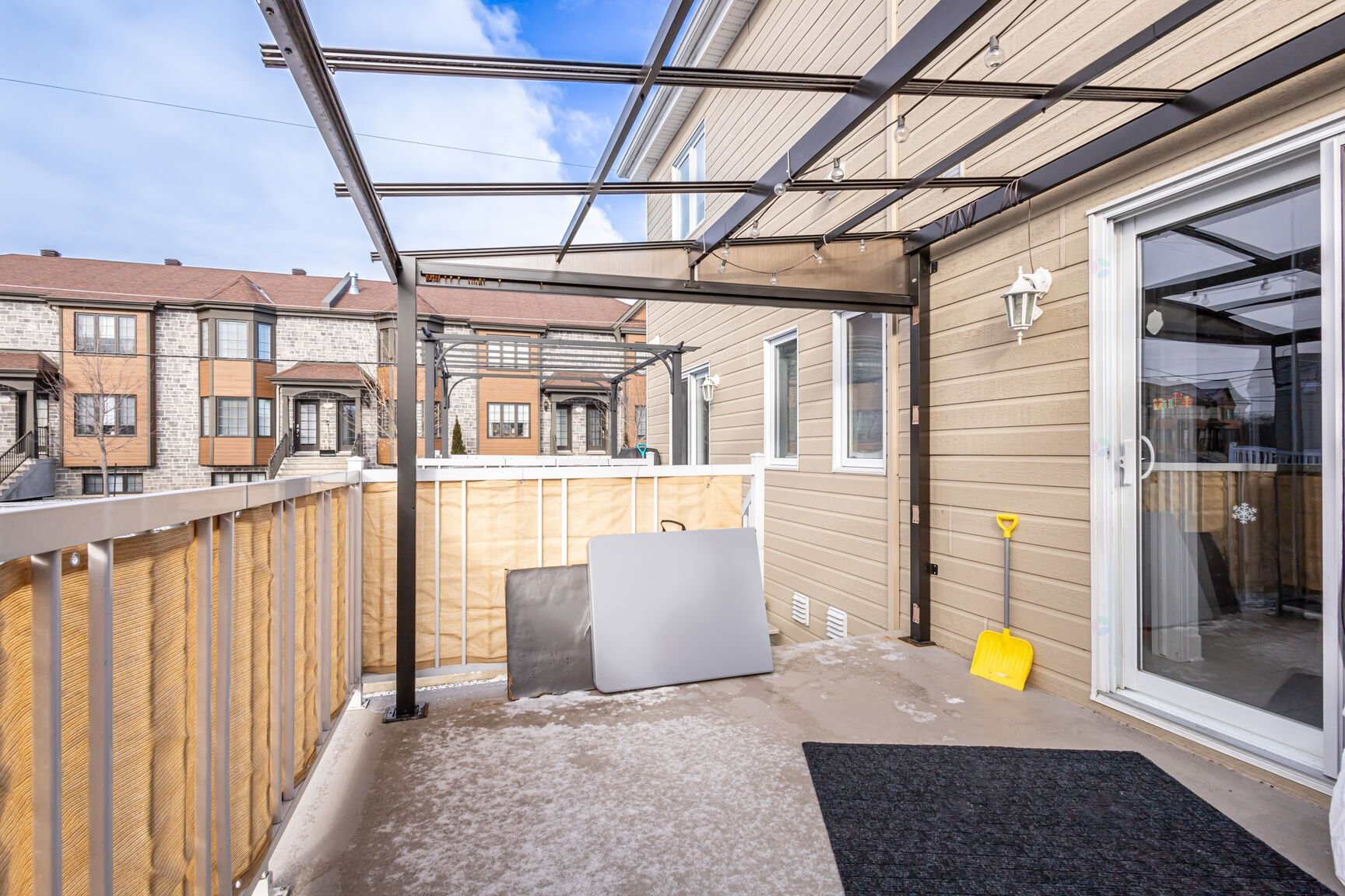 









9300


Rg Ste-Henriette

, 83,
Mirabel,




QC
J7J0J1

