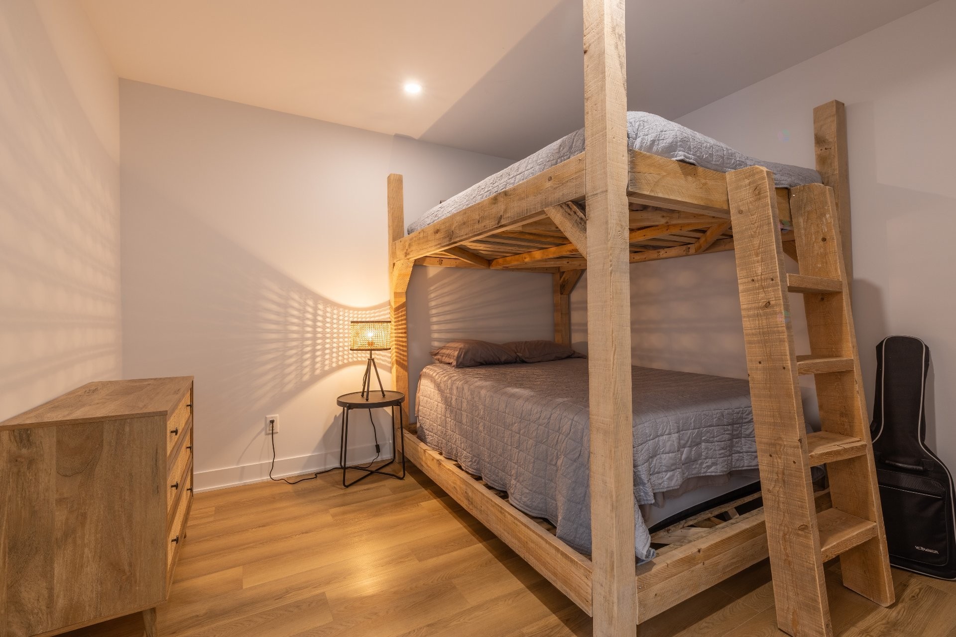 









240


Ch. des Grands-Ducs

,
Saint-Michel-des-Saints,




QC
J0K3B0

