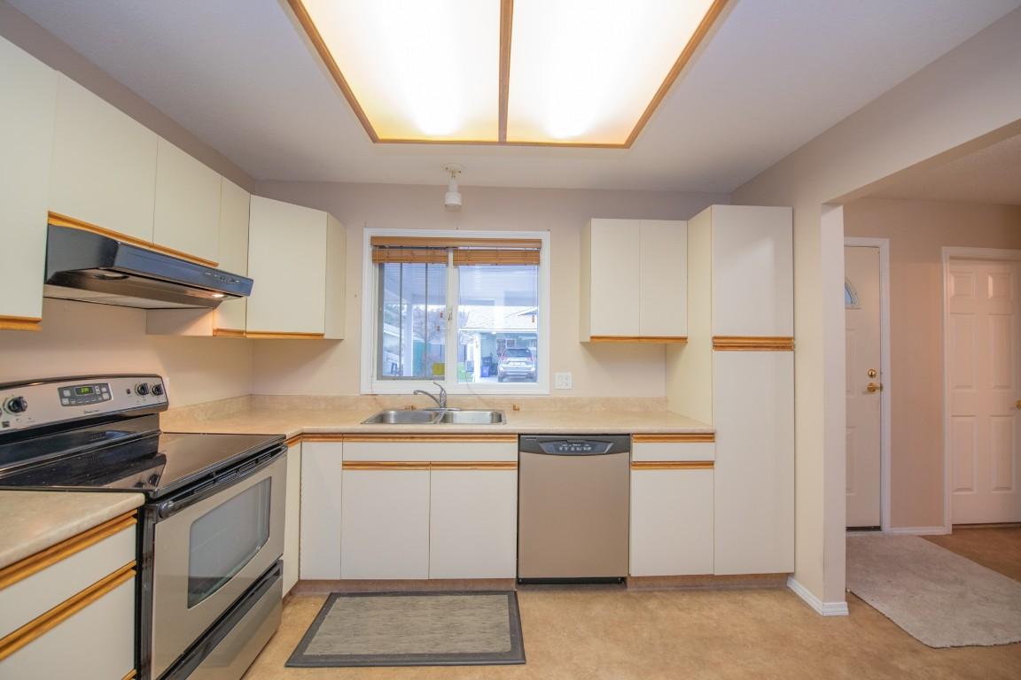 









3900


27

Avenue, 56,
Vernon,




BC
V1T 9E6

