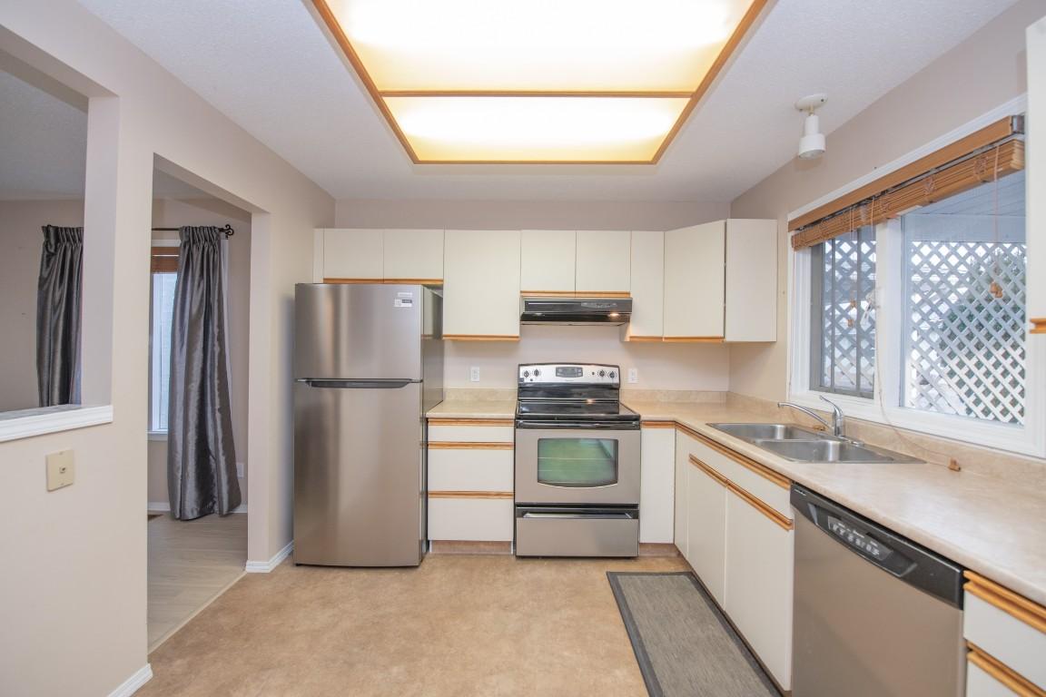 









3900


27

Avenue, 56,
Vernon,




BC
V1T 9E6

