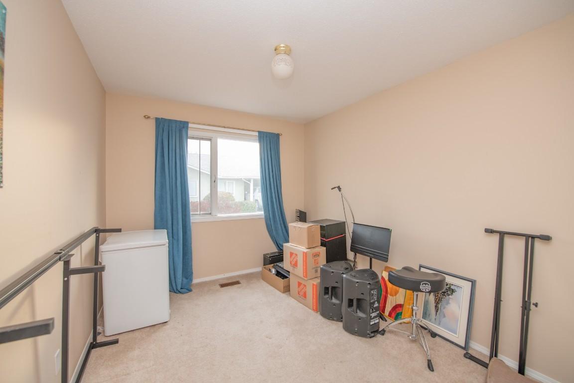 









3900


27

Avenue, 56,
Vernon,




BC
V1T 9E6

