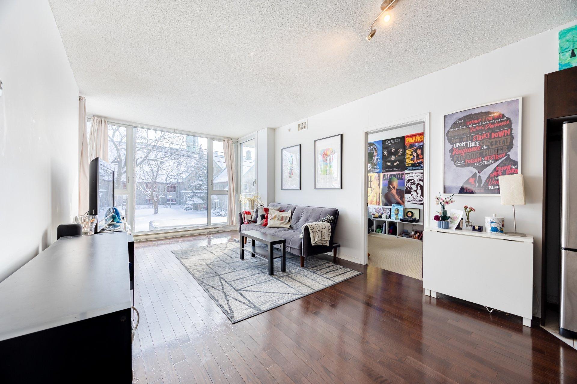 









3705


Av. Dupuis

, 207,
Montréal (Côte-des-Neiges/Notre-Dame-de-Grâce),




QC
H3T1E5

