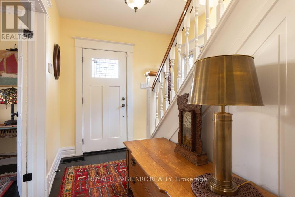 












149 MAIN STREET

,
St. Catharines (Port Dalhousie),




Ontario
L2N4V6

