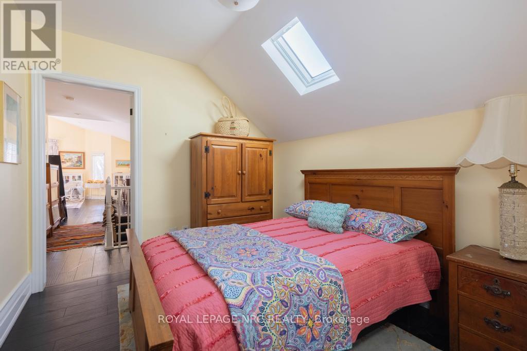 












149 MAIN STREET

,
St. Catharines (Port Dalhousie),




Ontario
L2N4V6

