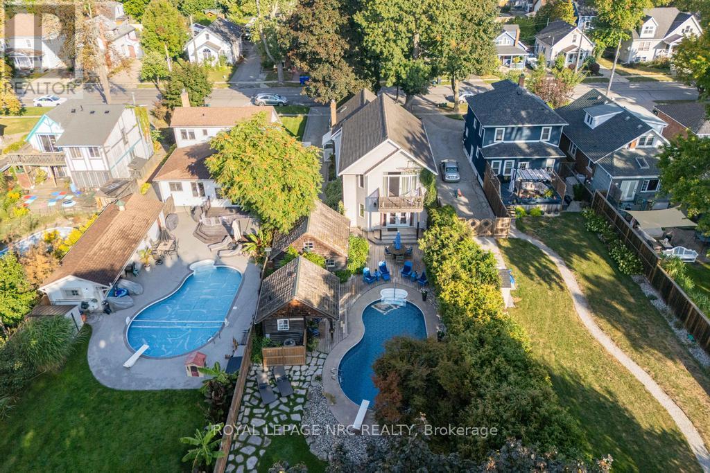 












149 MAIN STREET

,
St. Catharines (Port Dalhousie),




Ontario
L2N4V6

