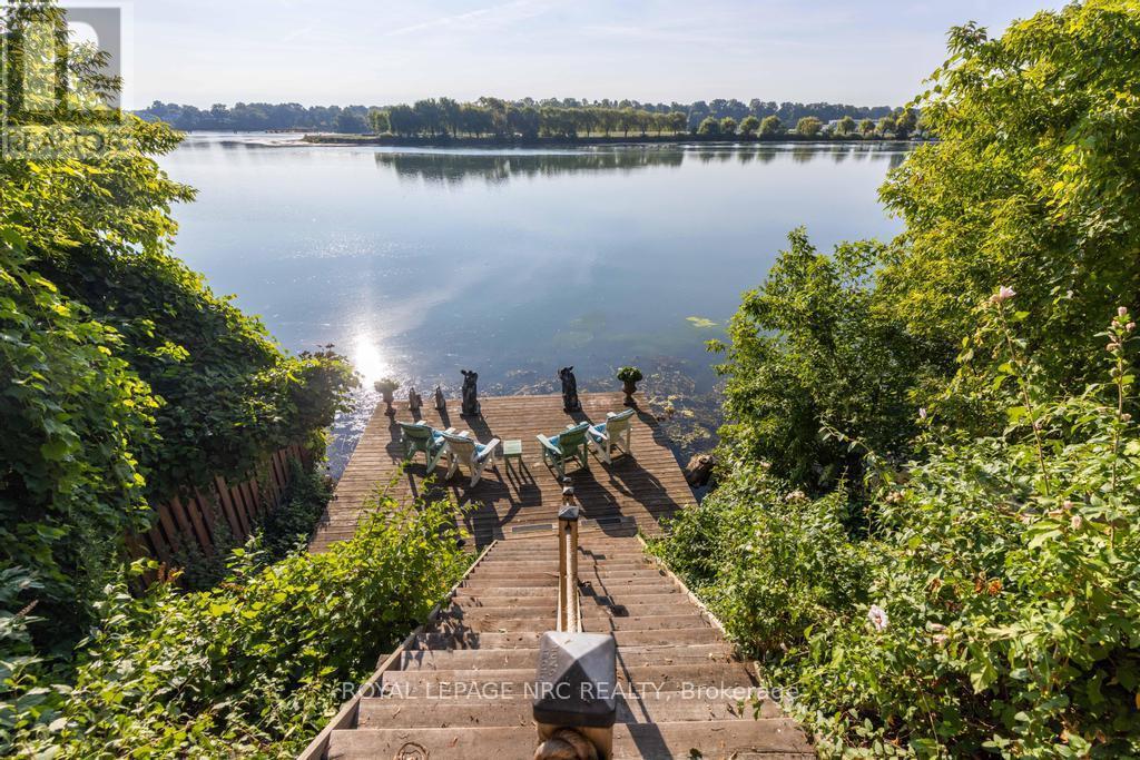 












149 MAIN STREET

,
St. Catharines (Port Dalhousie),




Ontario
L2N4V6

