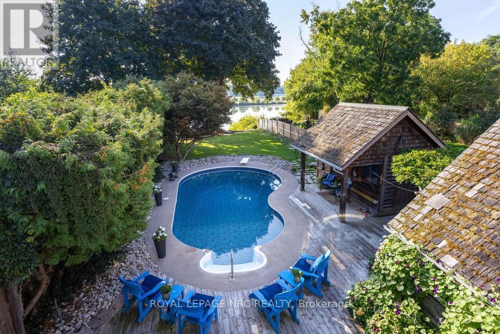 












149 MAIN STREET

,
St. Catharines (Port Dalhousie),




Ontario
L2N4V6

