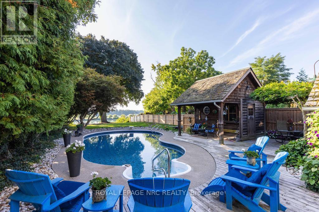 












149 MAIN STREET

,
St. Catharines (Port Dalhousie),




Ontario
L2N4V6

