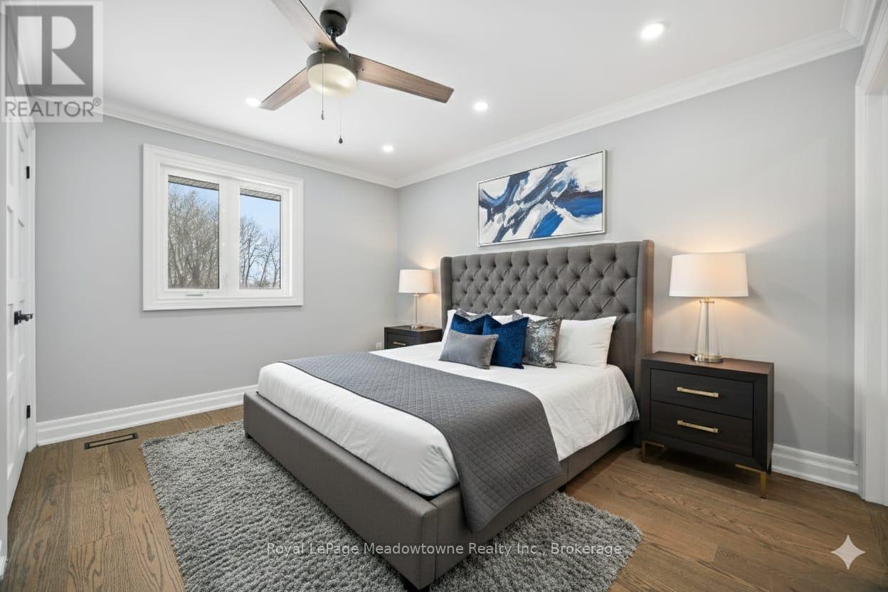 












170 CRAWFORD CRESCENT

,
Milton (Campbellville),




Ontario
L0P1B0

