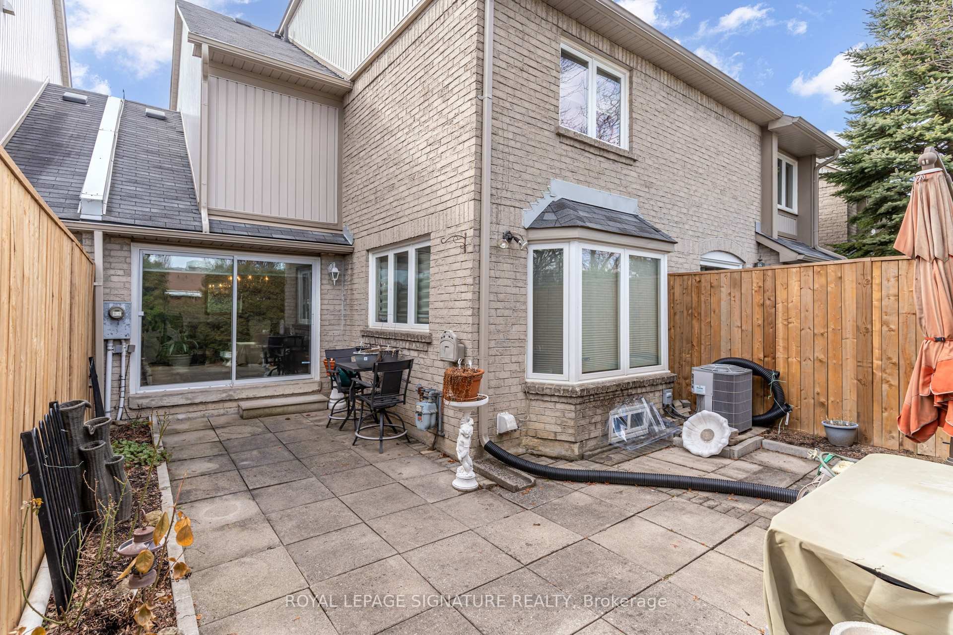 









3420


South Millway

Way, 22,
Mississauga,




ON
L5L 3V4

